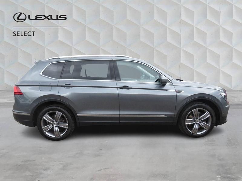 Usado VW Tiguan Allspace SEL 190 HP (139 kW) 2019 Cinzento SUV