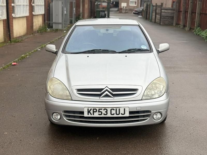 Silver Used 2003 Citroën Xsara Hatchback | £1,400 - Image 1/4