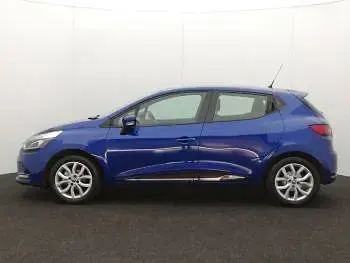 Used Renault Clio Dynamique 75 HP (55 kW) 2017 Blue Hatchback