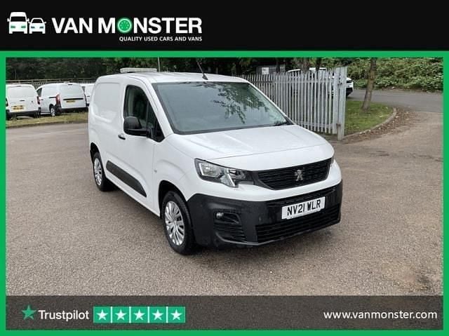 White Used 2021 Peugeot Partner Van | £7,998 (Fair price) - Image 1/3