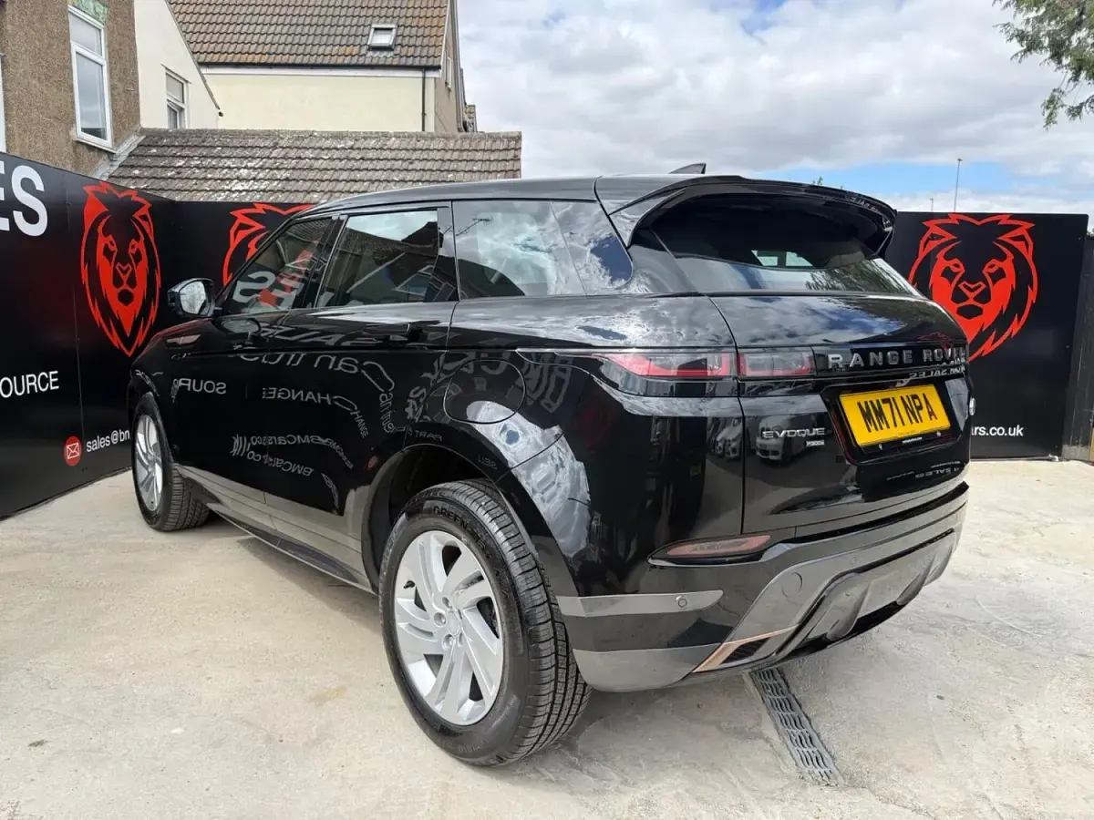 Used Land Rover Range Rover evoque R-Dynamic 309 HP (227 kW) 2022 Black SUV