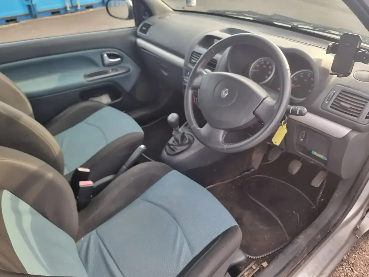 Second-hand Renault Clio II Campus 2007 Argintiu Hatchback