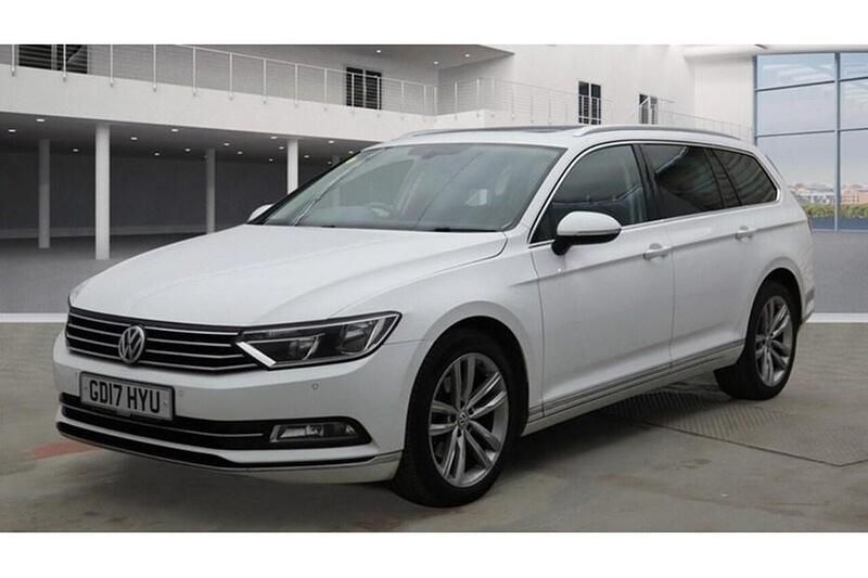 Used VW Passat GT 150 HP (110 kW) 2017 White Estate