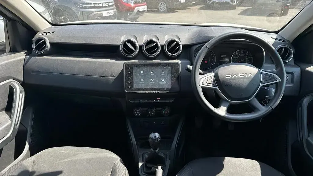 Used Dacia Duster Expression 90 HP (66 kW) 2023 White SUV