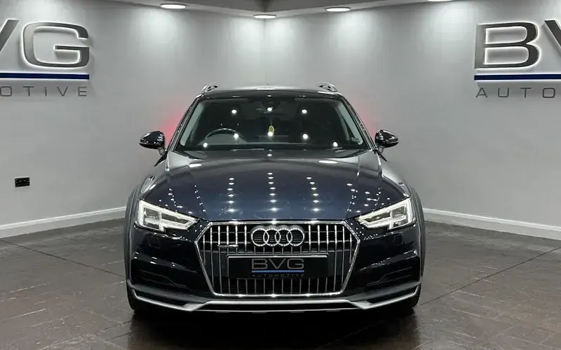 Used Audi A4 Allroad 252 HP (185 kW) 2017 Blue Estate