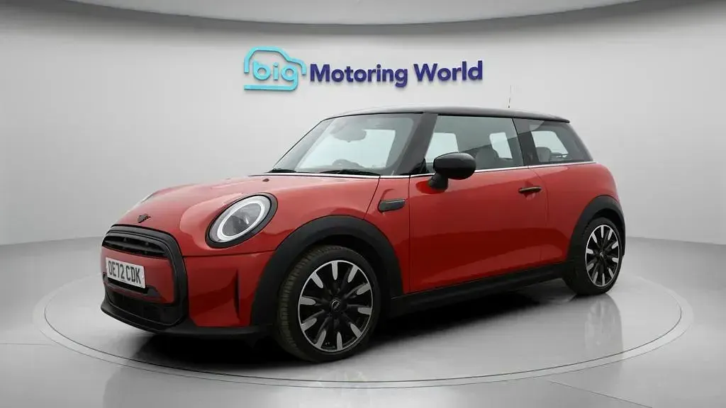 Used Mini Cooper Exclusive 136 HP (100 kW) 2023 Red Hatchback