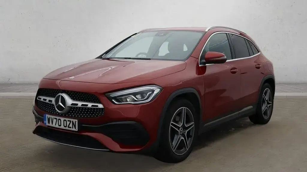 Used Mercedes GLA200 AMG line 163 HP (119 kW) 2020 Red SUV