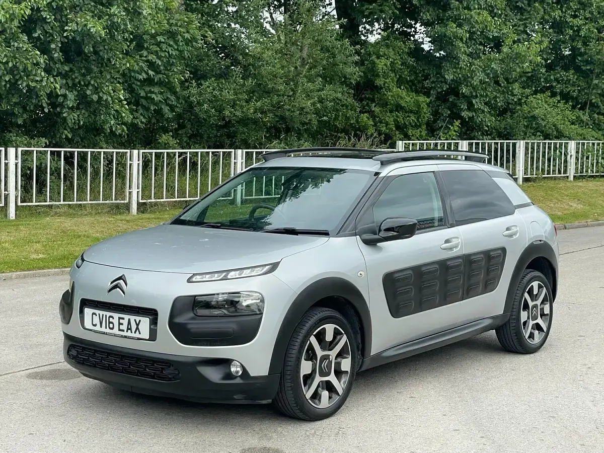 Used Citroën C4 Cactus Flair 2016 Silver Hatchback