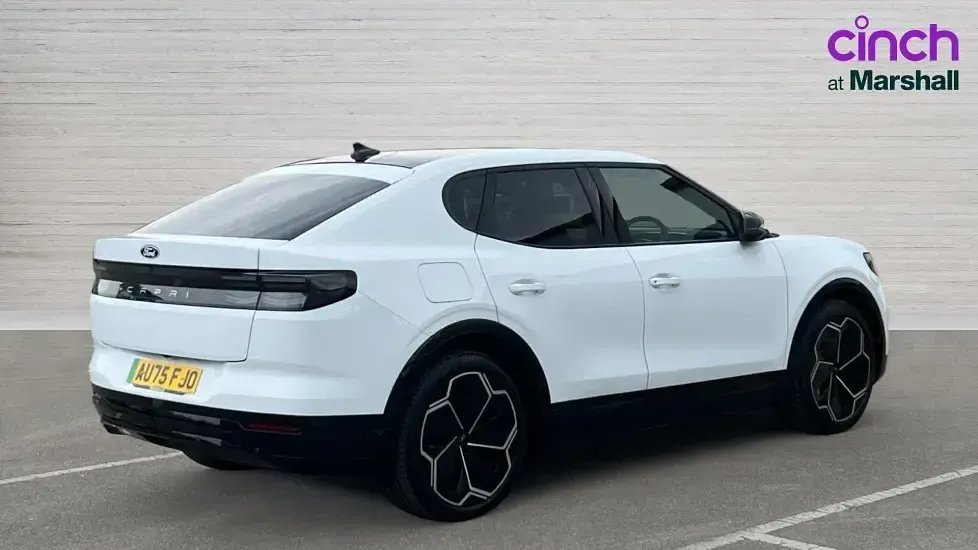 Gebraucht Ford Capri Premium 250 kW (340 PS) 2025 Weiß Kombi