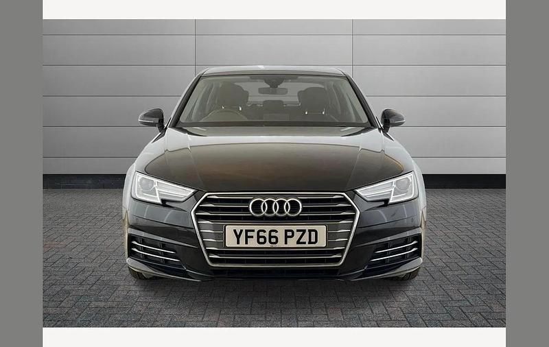 Używany Audi A4 Sport 190 KM (139 kW) 2016 Czarny Sedan/Limuzyna