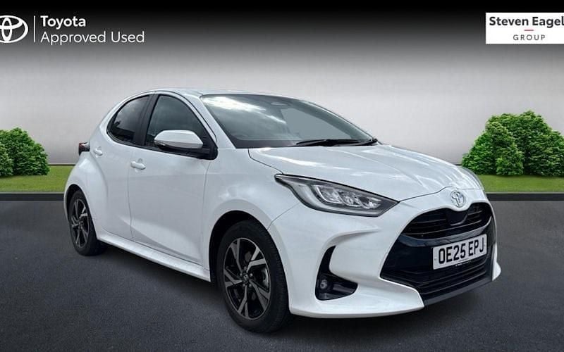 Used Toyota Yaris Hybrid Design 116 HP (85 kW) 2026 Hatchback