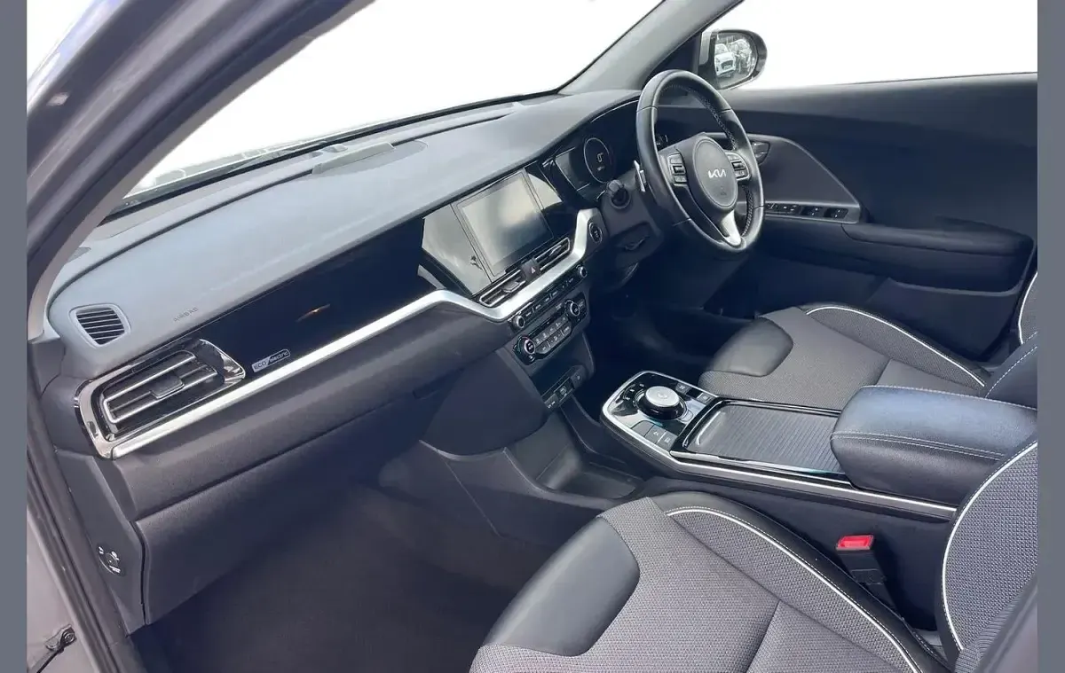 Used Kia e-Niro 100 kW (136 HP) 2022 Grey SUV