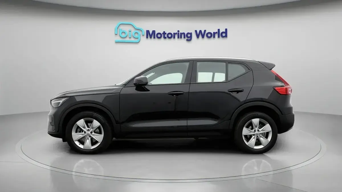 Used Volvo XC40 Core 2022 Black SUV