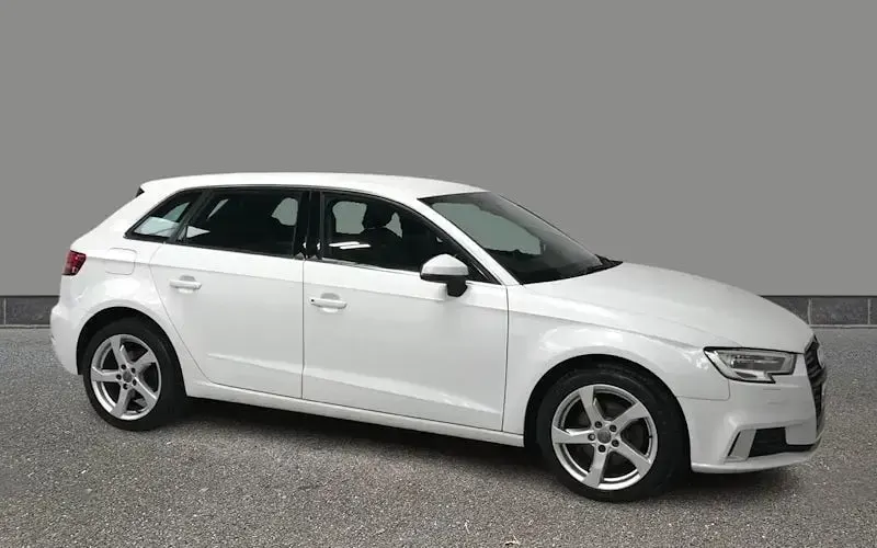 Used Audi A3 Sportback Sport 116 HP (85 kW) 2018 Hatchback
