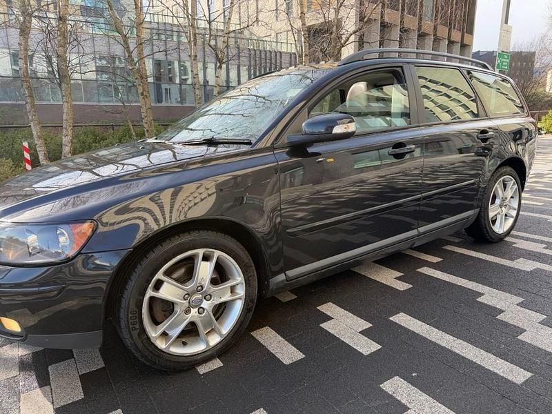 Used Volvo V50 SE 136 HP (100 kW) 2006 Black Estate