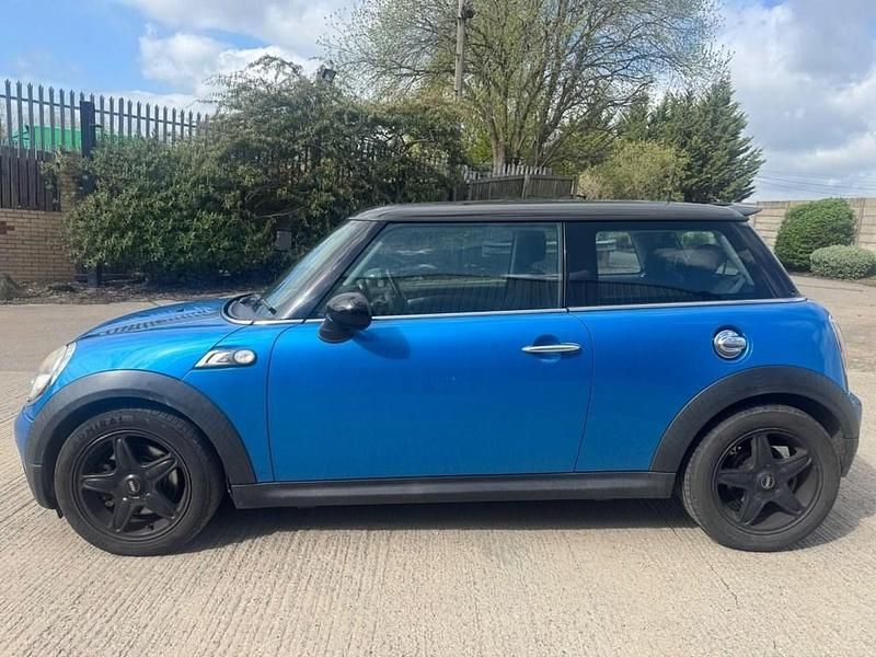 Usado Mini Cooper S Hatch 184 HP (135 kW) 2010 Azul Citadino