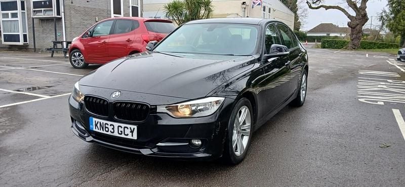 Used BMW 320 Sport Line 2013 Black Sedan
