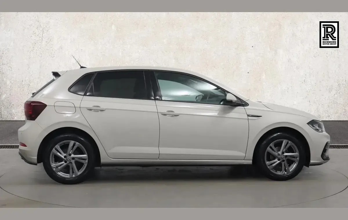 Used VW Polo R-line 94 HP (69 kW) 2024 Grey Hatchback