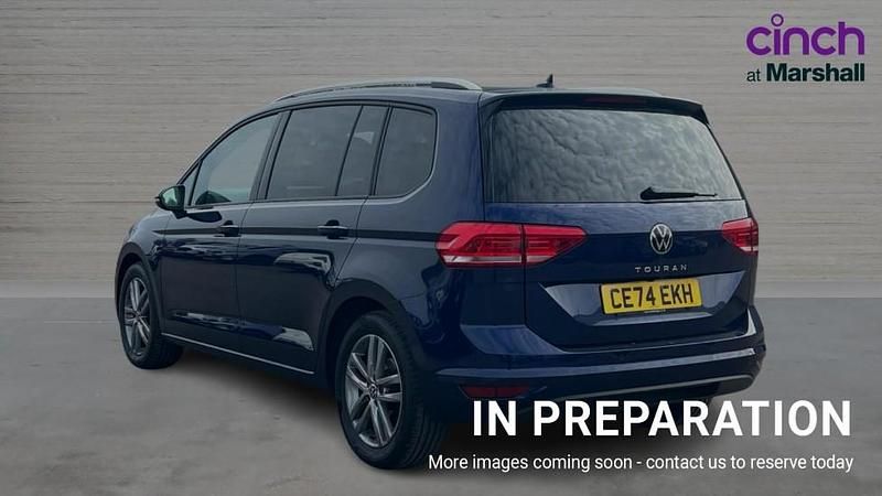 Used VW Touran Match 150 HP (110 kW) 2024 Blue MPV