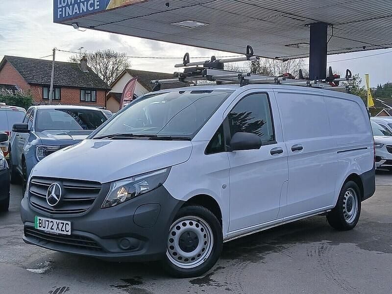 Used Mercedes e-Vito Progressive 85 kW (116 HP) 2022 White MPV