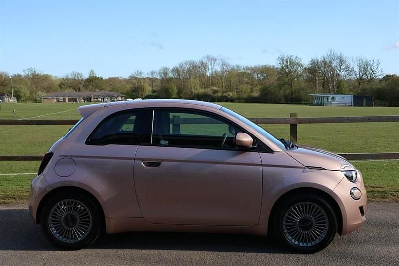 Used Fiat 500e 86 kW (118 HP) 2024 Rose gold Hatchback
