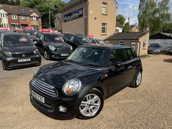 Black Used 2012 Mini Cooper Hatch Hatchback | £7,495 (Good price) - Image 1/1