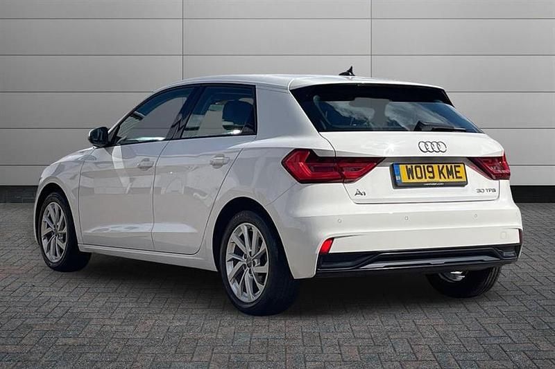 Used Audi A1 Sport 116 HP (85 kW) 2019 White SUV