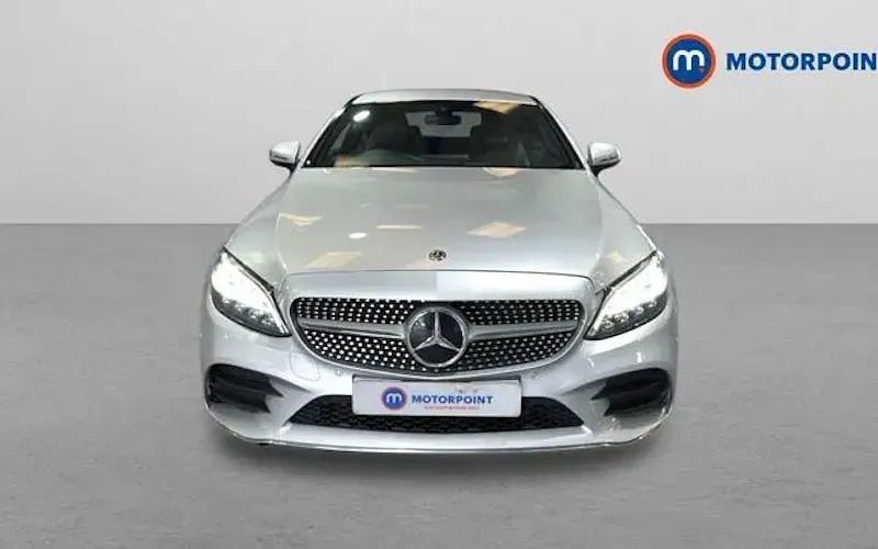 Usado Mercedes C200 AMG line 184 HP (135 kW) 2019 Prateado Coupé