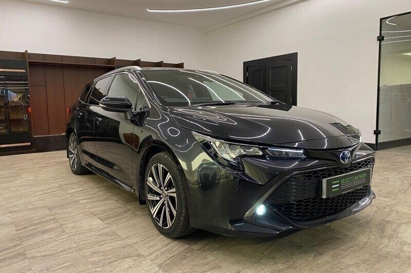 Black Used 2022 Toyota Corolla Design Estate | £19,999 (Fair price) - Image 1/1