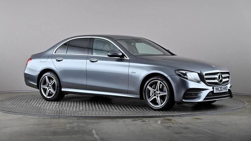 Used Mercedes E300 AMG Line Premium 316 HP (232 kW) 2020 Grey Sedan