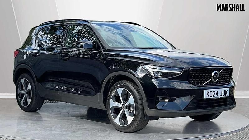 New 2025 Volvo XC40 Plus SUV | £34,467 (Super price) - Image 1/3