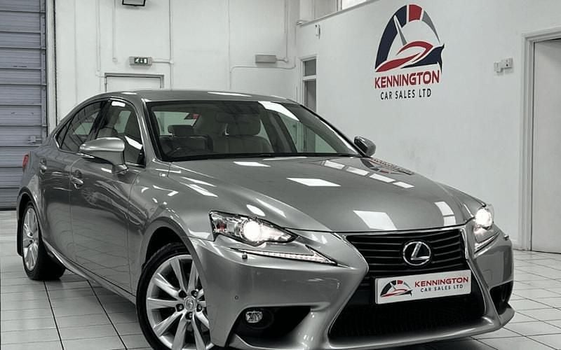 Used Lexus IS300h Executive Line 223 HP (164 kW) 2018 Sedan