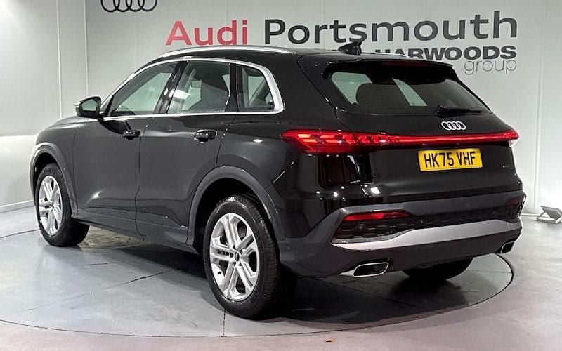 New Audi Q5 Sport 268 HP (197 kW) 2025 Black SUV