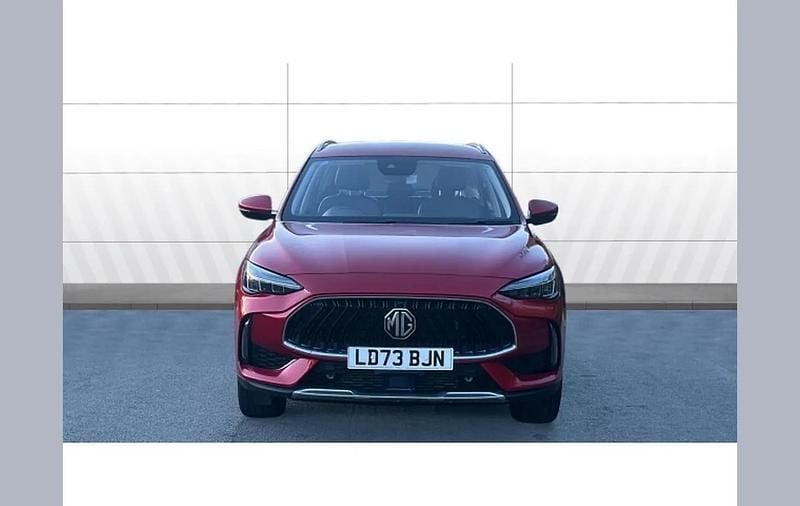 Used MG HS SE 162 HP (119 kW) 2023 Red SUV