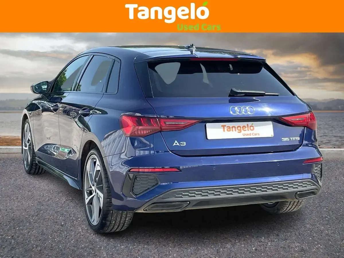 Used Audi A3 Sportback Performance 150 HP (110 kW) 2023 Blue Hatchback