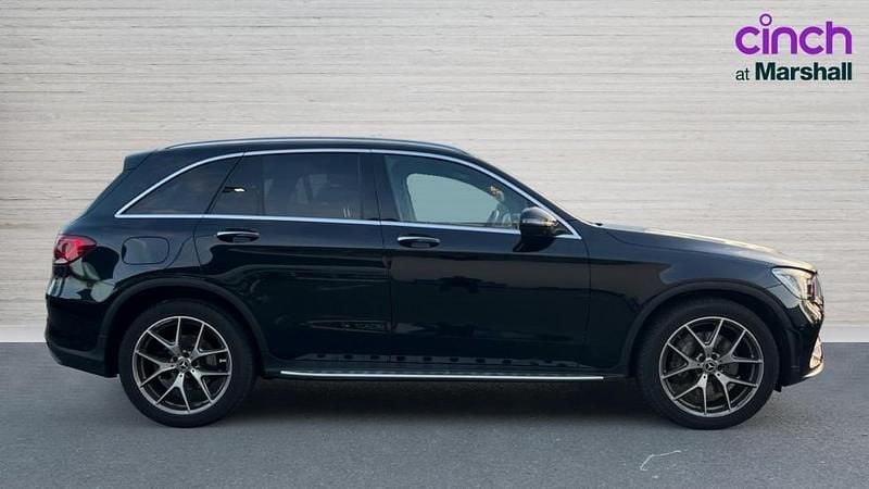 Used Mercedes GLC300 AMG Line Premium 245 HP (180 kW) 2020 Black