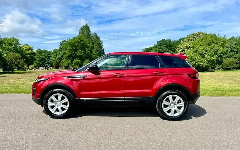 Used Land Rover Range Rover evoque SE 240 HP (176 kW) 2017 Hatchback