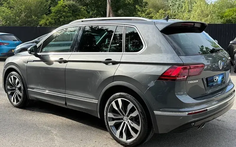 Used VW Tiguan SEL 230 HP (169 kW) 2020 SUV