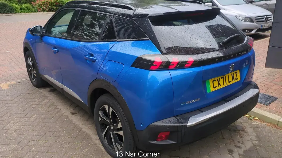 Used Peugeot 2008 GTi 100 kW (136 HP) 2021 Blue SUV