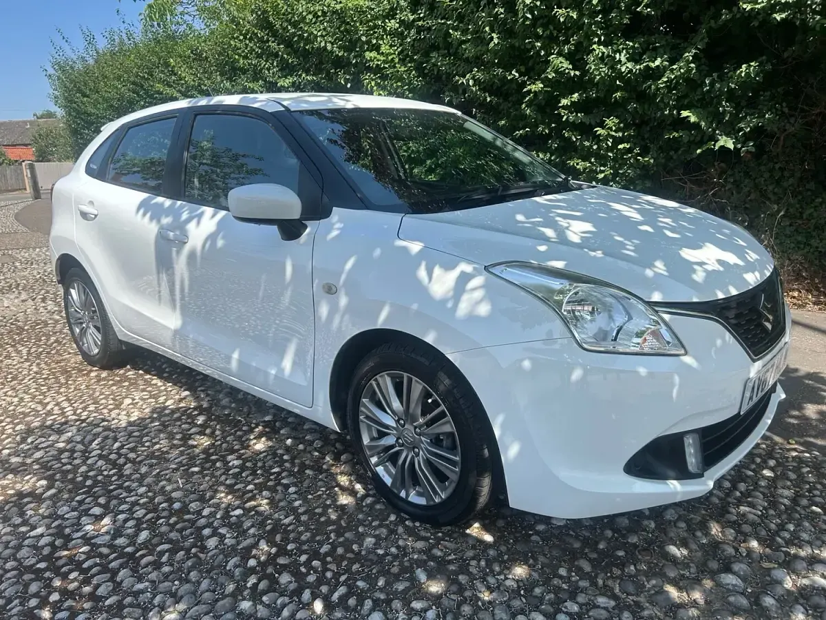 Used Suzuki Baleno SZ3 90 HP (66 kW) 2017 White Hatchback