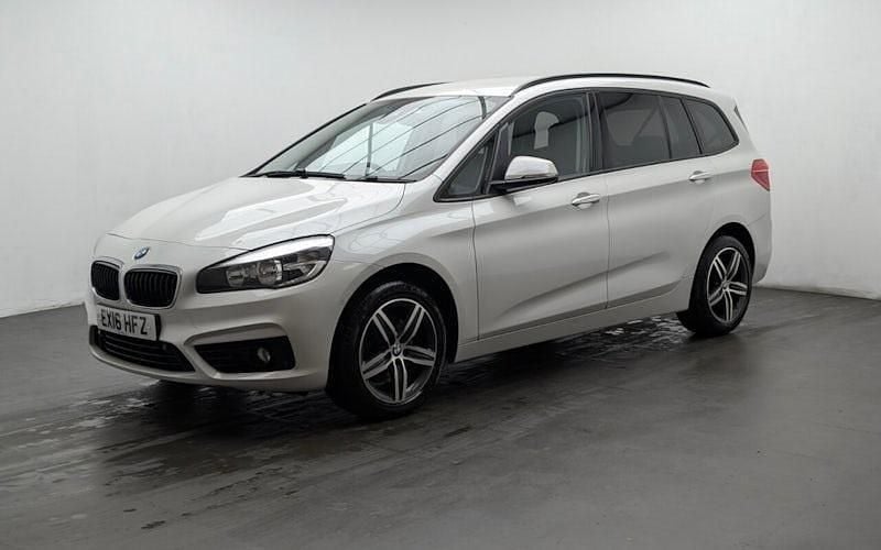 Used BMW 218 Sport Line 136 HP (100 kW) 2016 White Estate