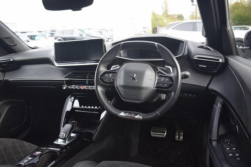 Used Peugeot 2008 Premium 130 HP (95 kW) 2022 Black SUV