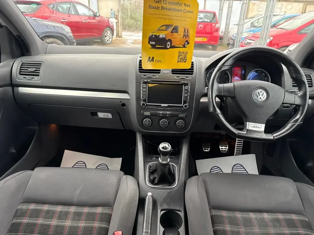 Usado VW Golf VI GTI 2008 Prateado Citadino