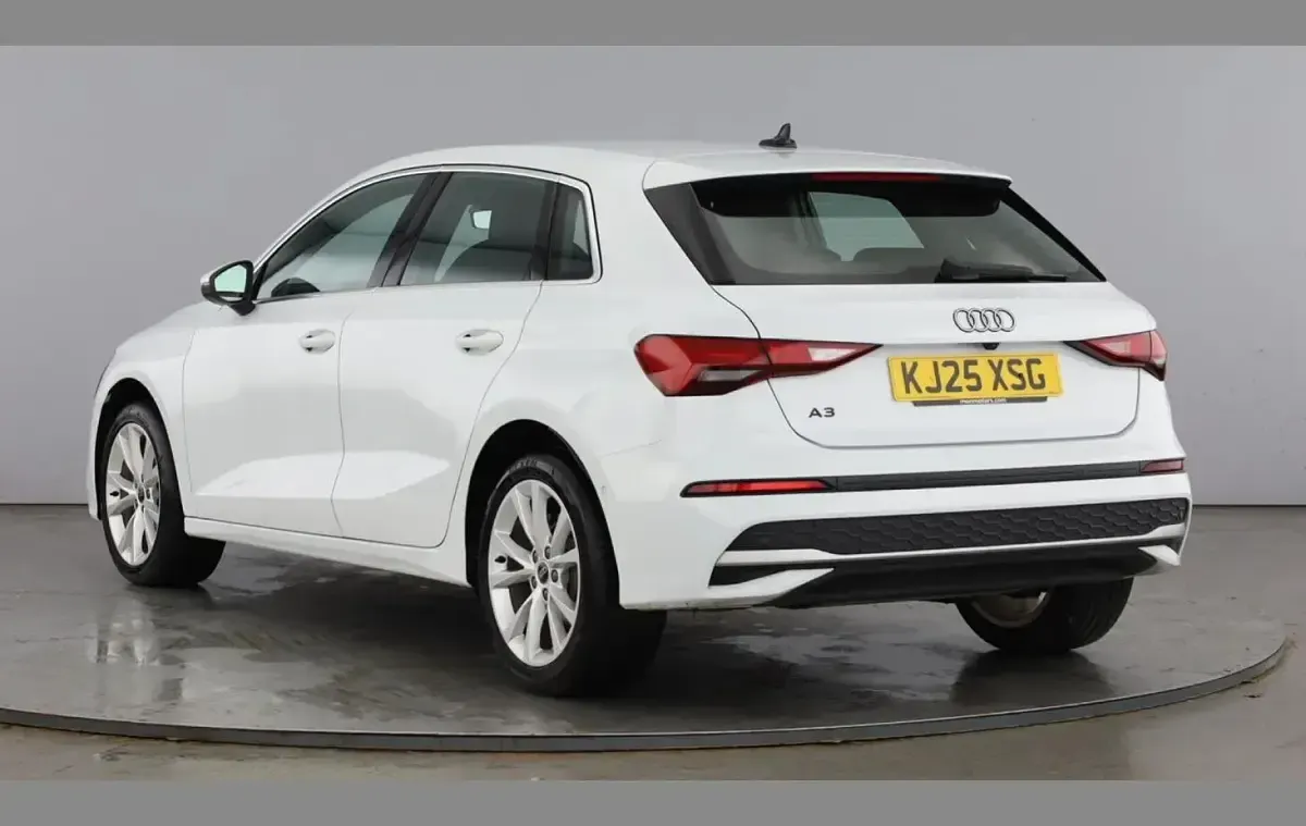 Used Audi A3 Sport 113 HP (83 kW) 2025 White Hatchback