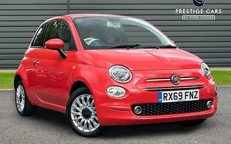 Used Fiat 500 Lounge 69 HP (50 kW) 2019 Hatchback
