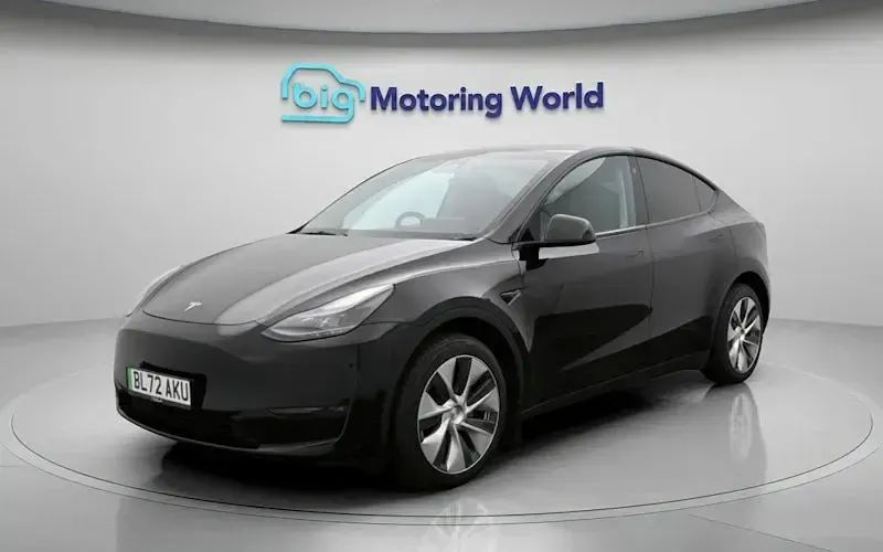 Used Tesla Model Y Long Range AWD 286 kW (389 HP) 2025 SUV