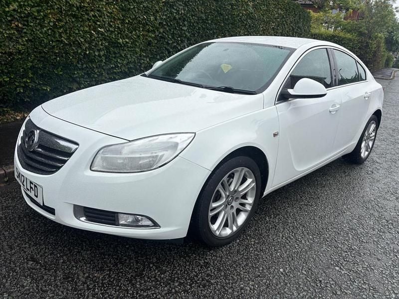White Used 2012 Vauxhall Insignia Hatchback | £2,795 (Good price) - Image 1/4