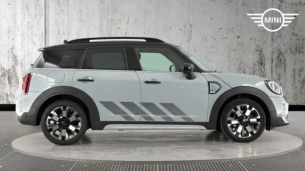 Used Mini Cooper Countryman Untamed Edition 134 HP (98 kW) 2023 Grey SUV