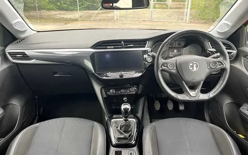 Used Vauxhall Corsa Elite 102 HP (75 kW) 2019 Orange Hatchback