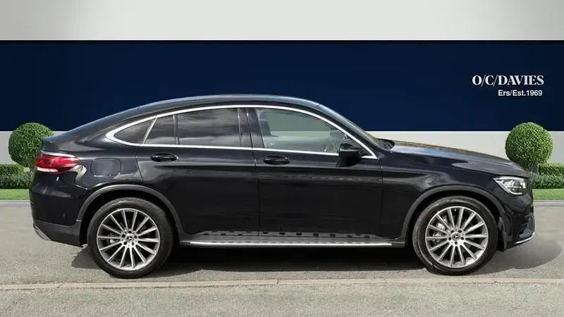 Used Mercedes GLC220 AMG line 2021 Black SUV